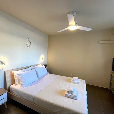 Infinity Horizon Syros *