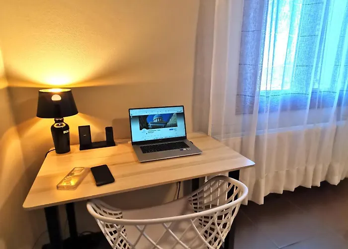 Infinity Horizon Syros